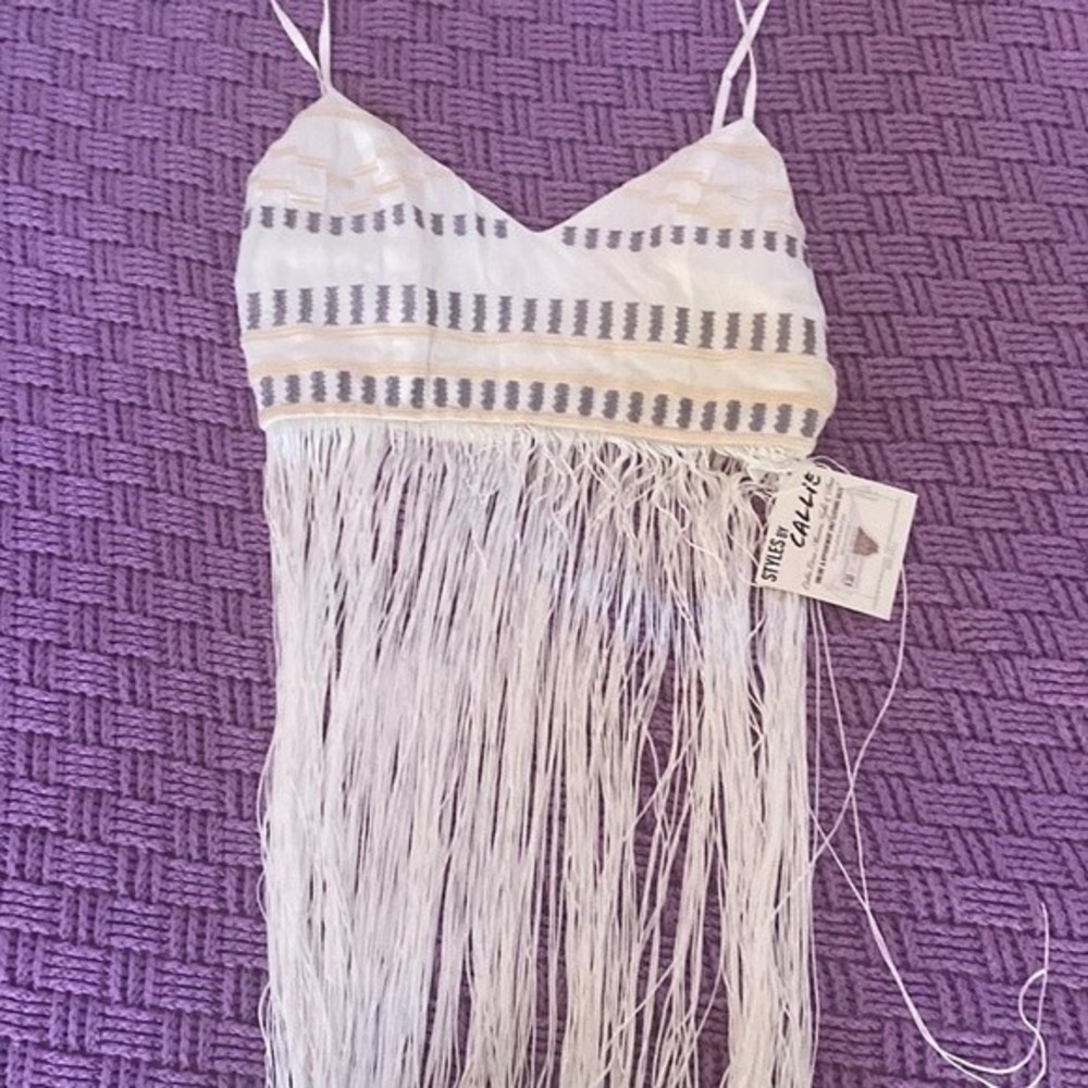 - Callie Extra Fringe Embroidered White Camisole Top Size Small